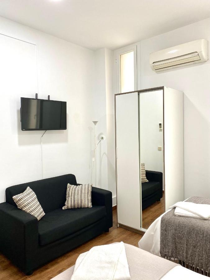 Apartamentos Fuencarral II มาดริด ภายนอก รูปภาพ