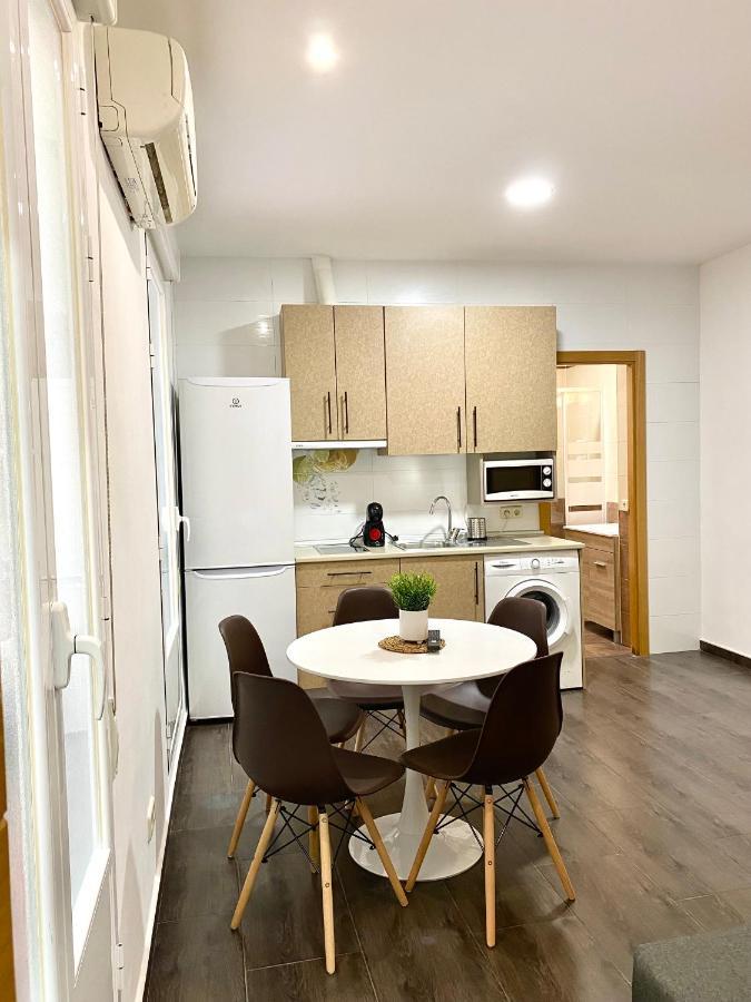Apartamentos Fuencarral II มาดริด ภายนอก รูปภาพ