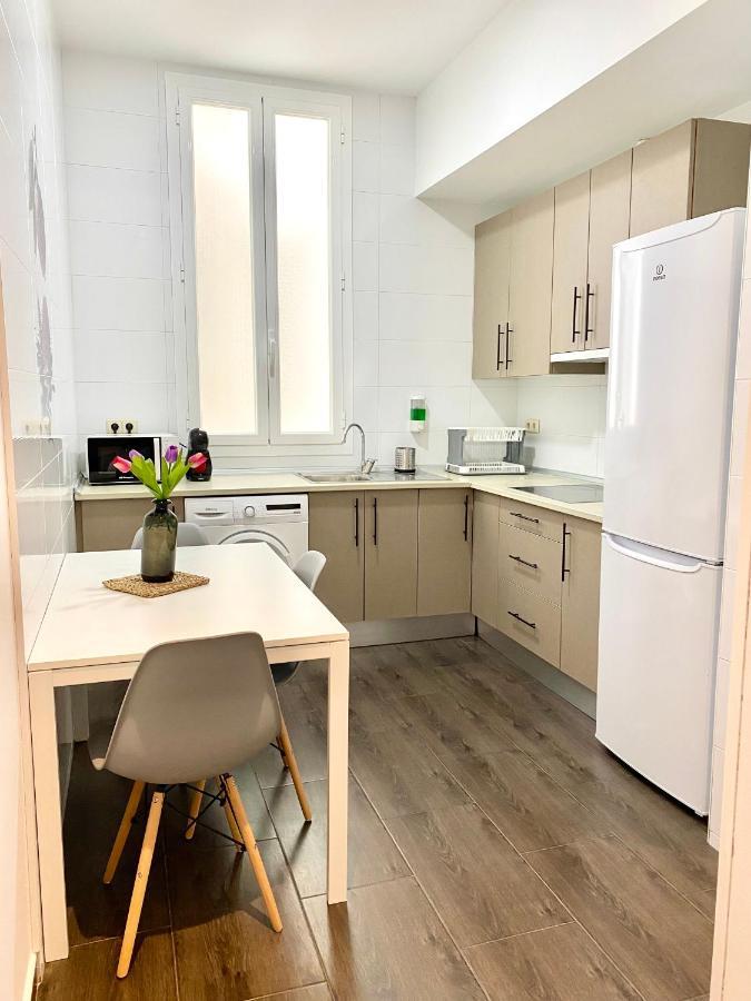 Apartamentos Fuencarral II มาดริด ภายนอก รูปภาพ