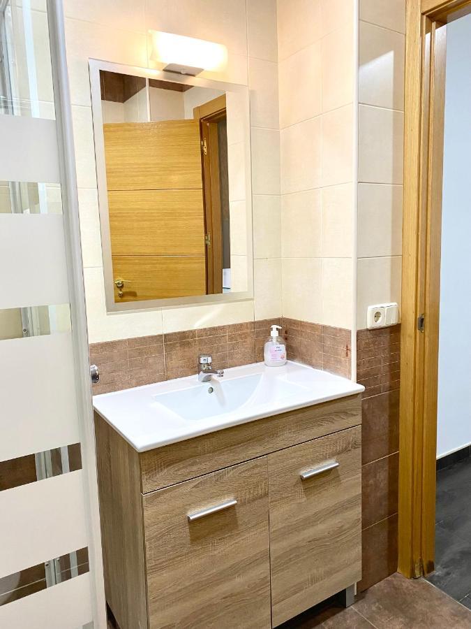 Apartamentos Fuencarral II มาดริด ภายนอก รูปภาพ