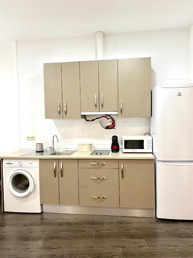 Apartamentos Fuencarral II มาดริด ภายนอก รูปภาพ